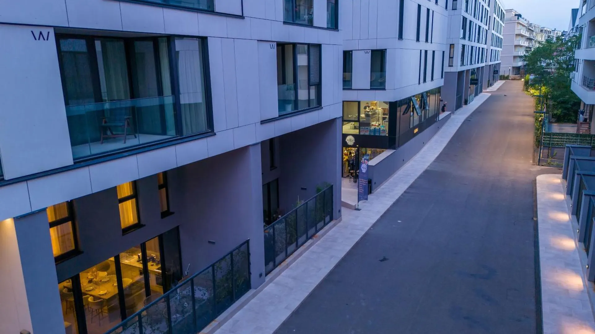 Win Herastrau - Luxury Jungle Vibes 2Br Apartment - Private Parking Bukarest Rumänien
